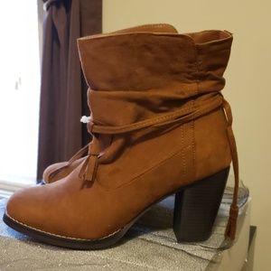 New Brown boots